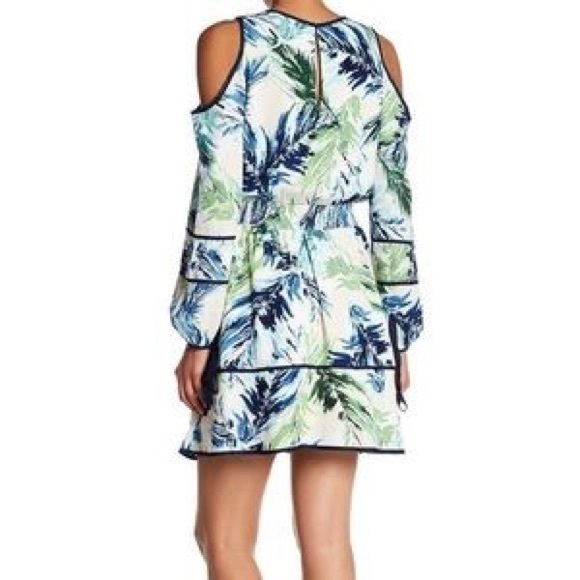 Adelyn Rae NEW Tropical Cold Shoulder Dress - Picture 3 of 7
